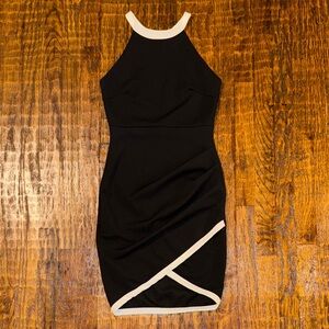 A’Gaci Black & White Halter Bodycon Dress Ruched Midi NWT Size M